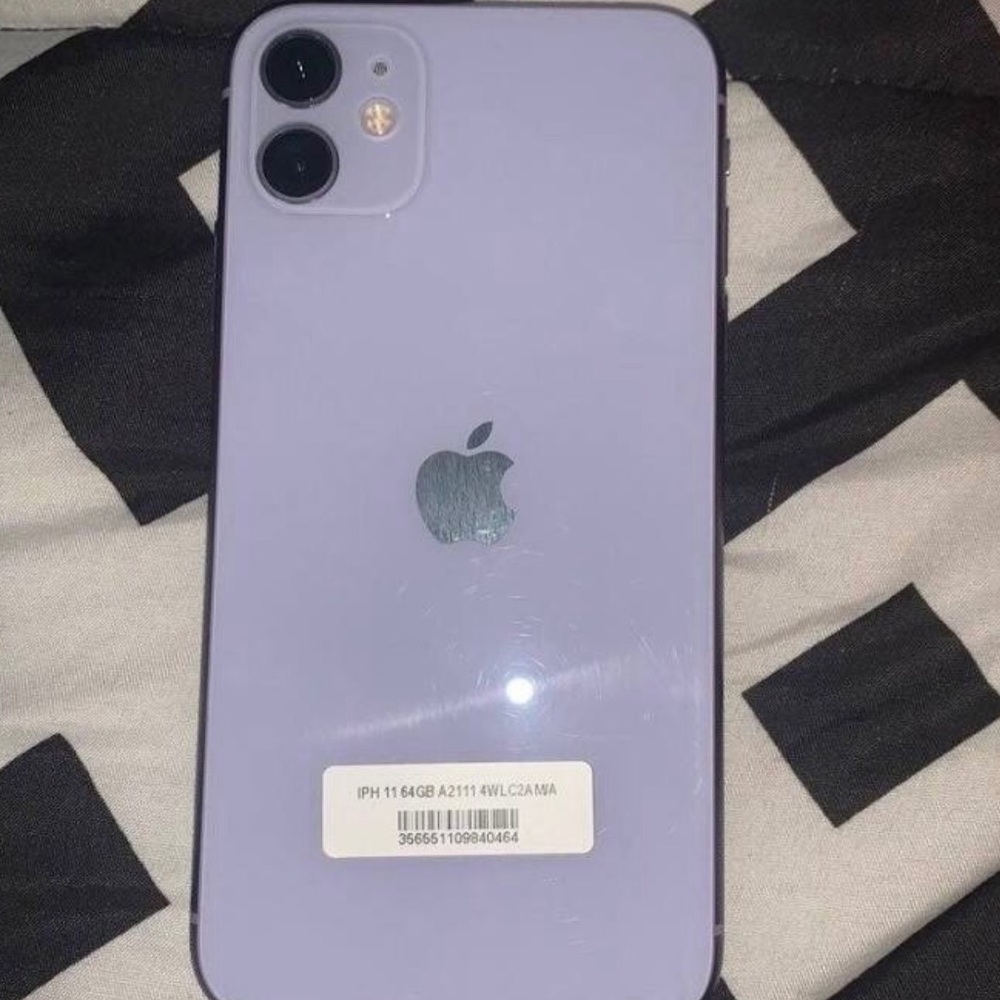 iPhone 11